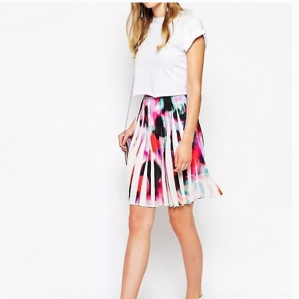 French Connection Pleated Skirt‎